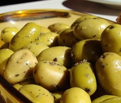 Olive speziate alle erbe provenzali
